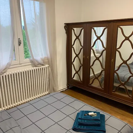 Cosy Lit Double 2 منزل للإقامة *